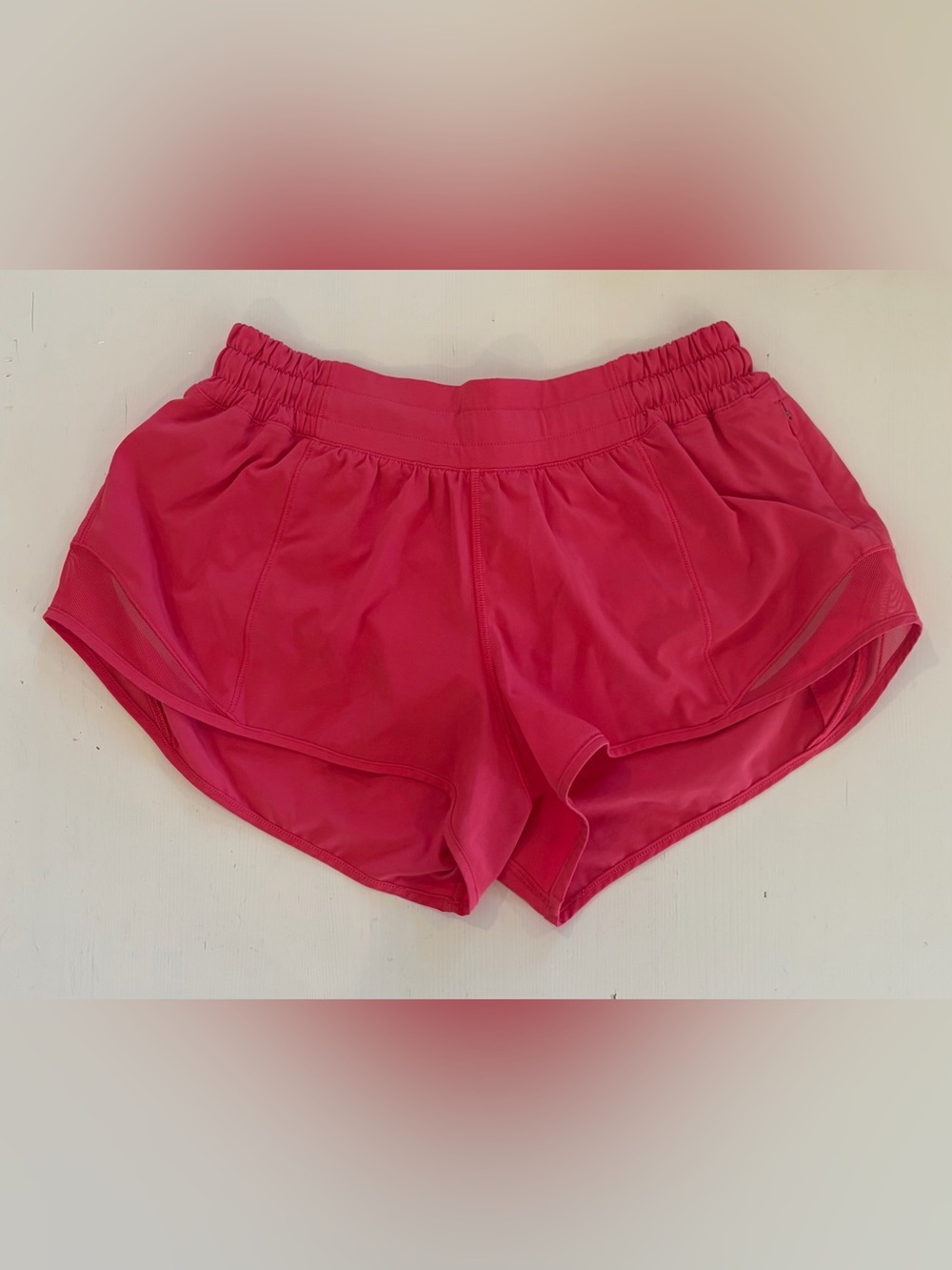 lululemon Hotty Hot Low-Rise Lined Short 2.5”